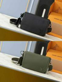 Picture of Louis Vuitton Mens Bags _SKUfw227906675fw